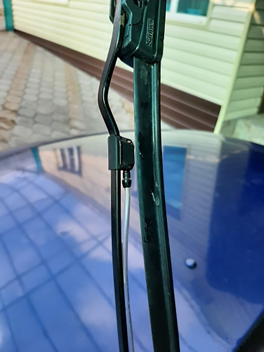 2Pcs Universal Car Windscreen Washer Wiper Blade Water Spray Jets Nozzles Mounted onto 8mm 9mm Arm Adjusted 4 Way Upgrade